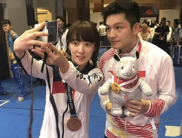 樊振东能扛起男乒大旗吗？刘国梁指出最大问题，两短板需修复